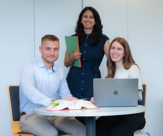 Juristinnen und Juristen